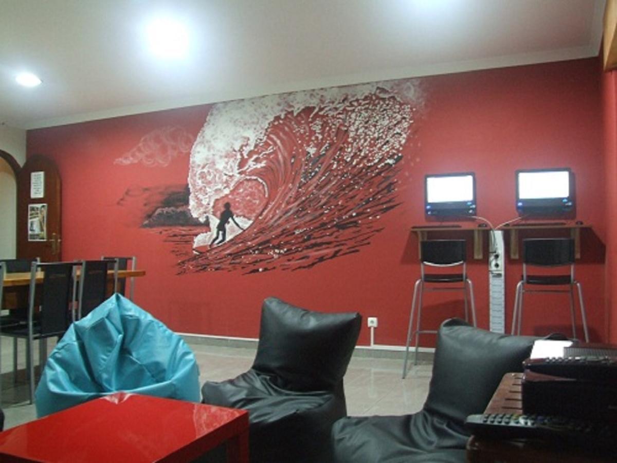 Cloud 9 Albergue *